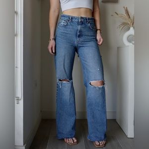 Oversized /Baggy Retro Jeans - Stressed Detailing